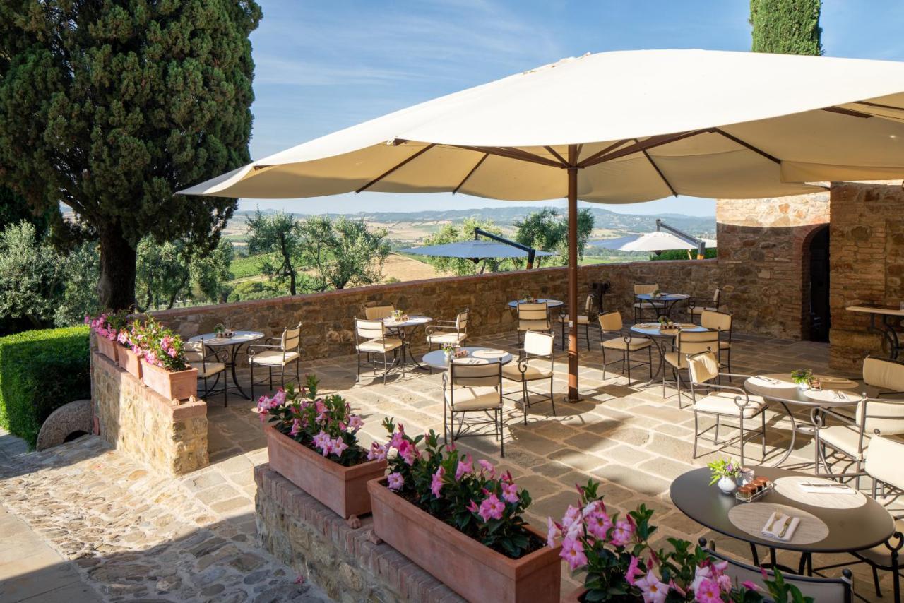 Castello Banfi - Il Borgo - Relais Et Chateaux Poggio alle Mura Zewnętrze zdjęcie