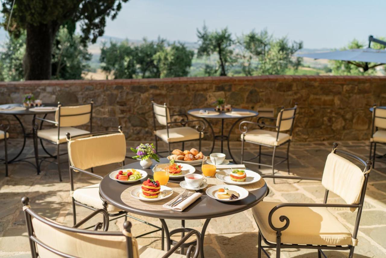 Castello Banfi - Il Borgo - Relais Et Chateaux Poggio alle Mura Zewnętrze zdjęcie