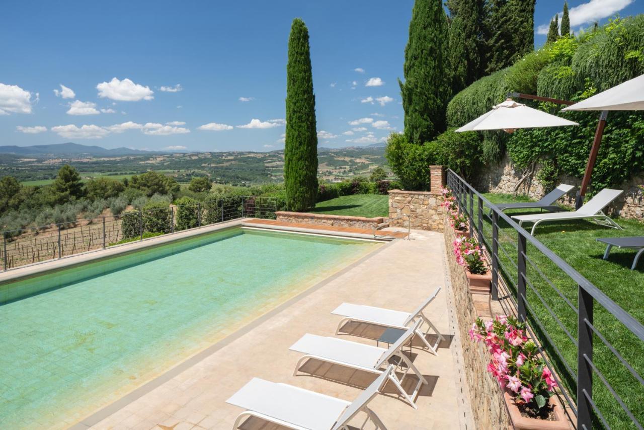Castello Banfi - Il Borgo - Relais Et Chateaux Poggio alle Mura Zewnętrze zdjęcie
