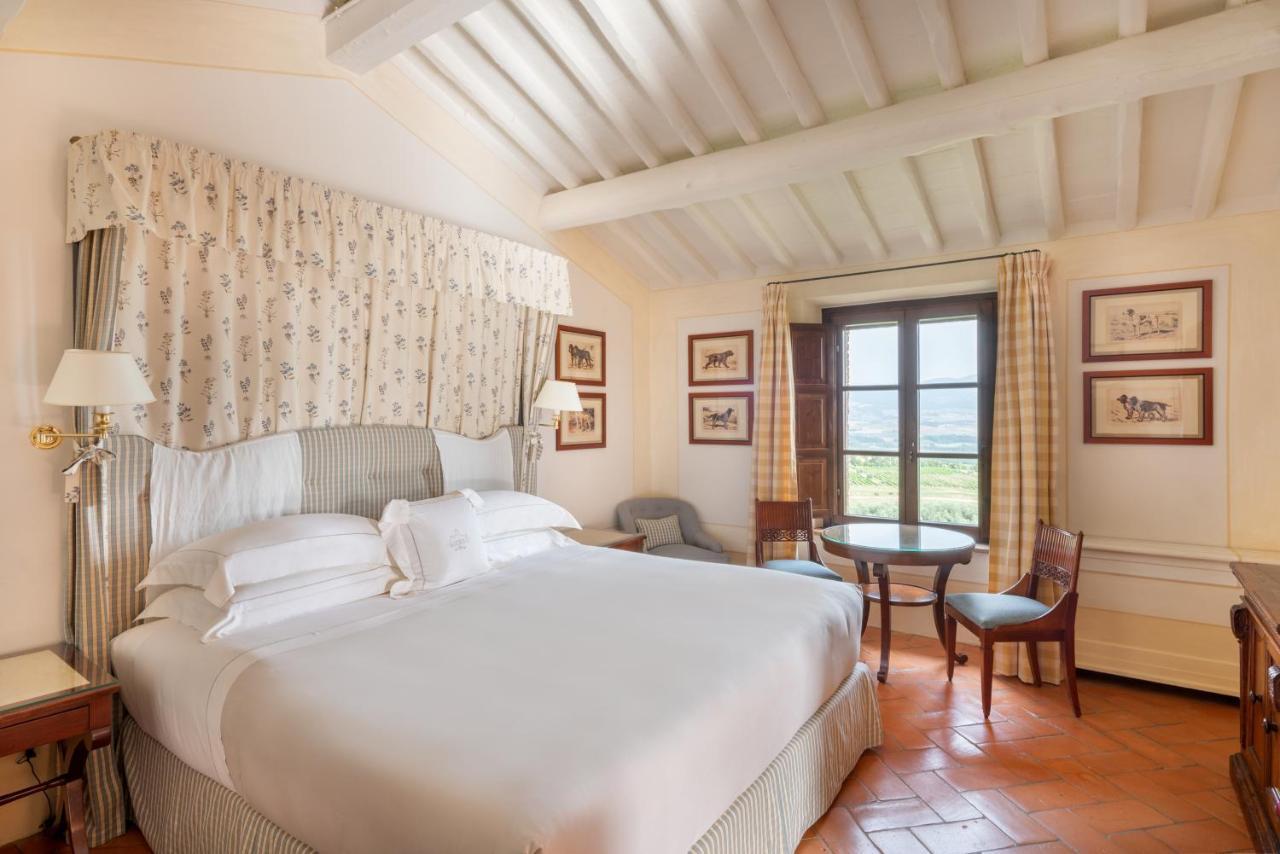 Castello Banfi - Il Borgo - Relais Et Chateaux Poggio alle Mura Zewnętrze zdjęcie