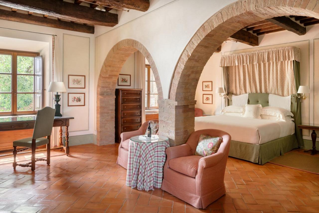 Hotel Castello Banfi - Il Borgo - Relais Et Chateaux Poggio alle Mura Zewnętrze zdjęcie