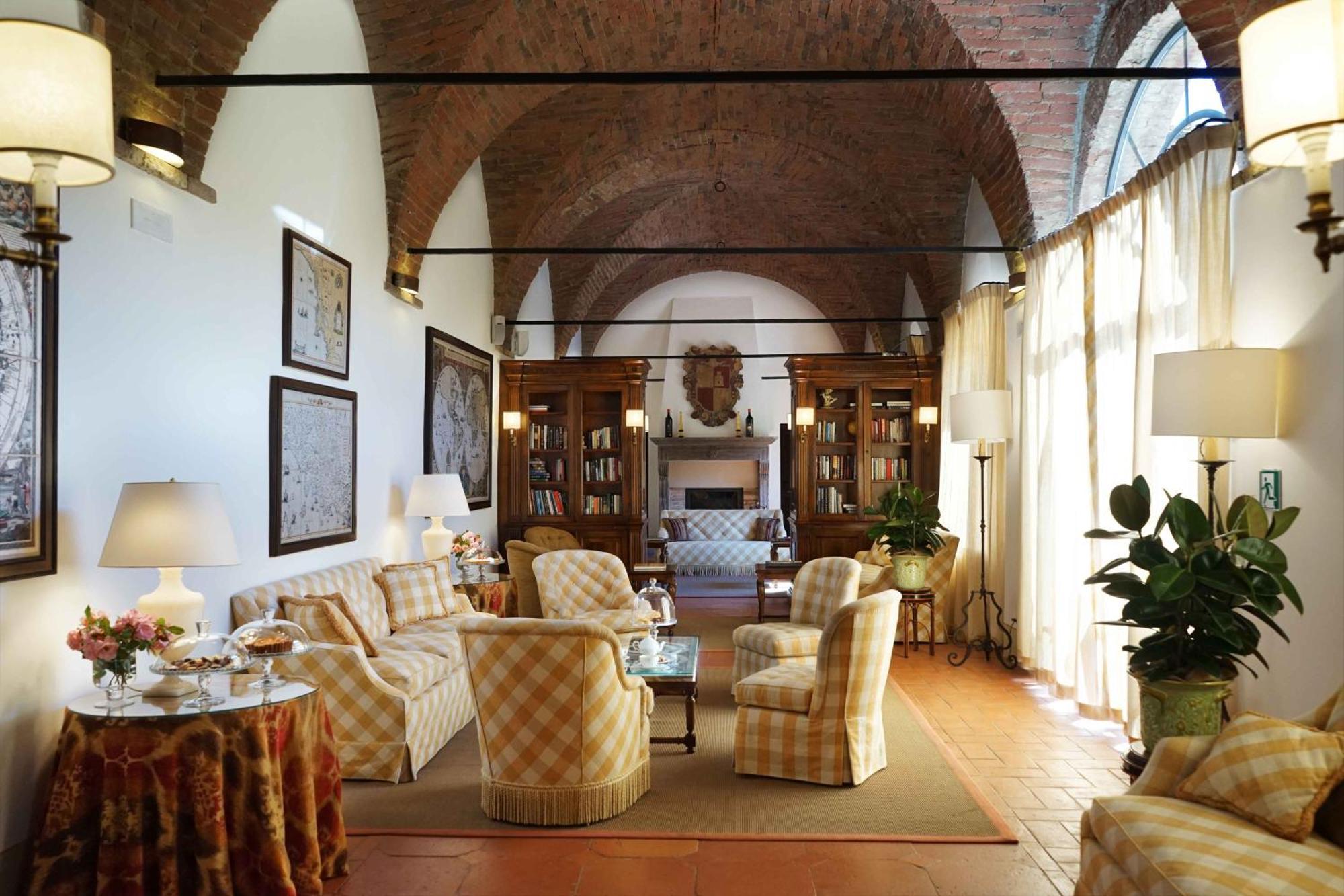 Hotel Castello Banfi - Il Borgo - Relais Et Chateaux Poggio alle Mura Zewnętrze zdjęcie