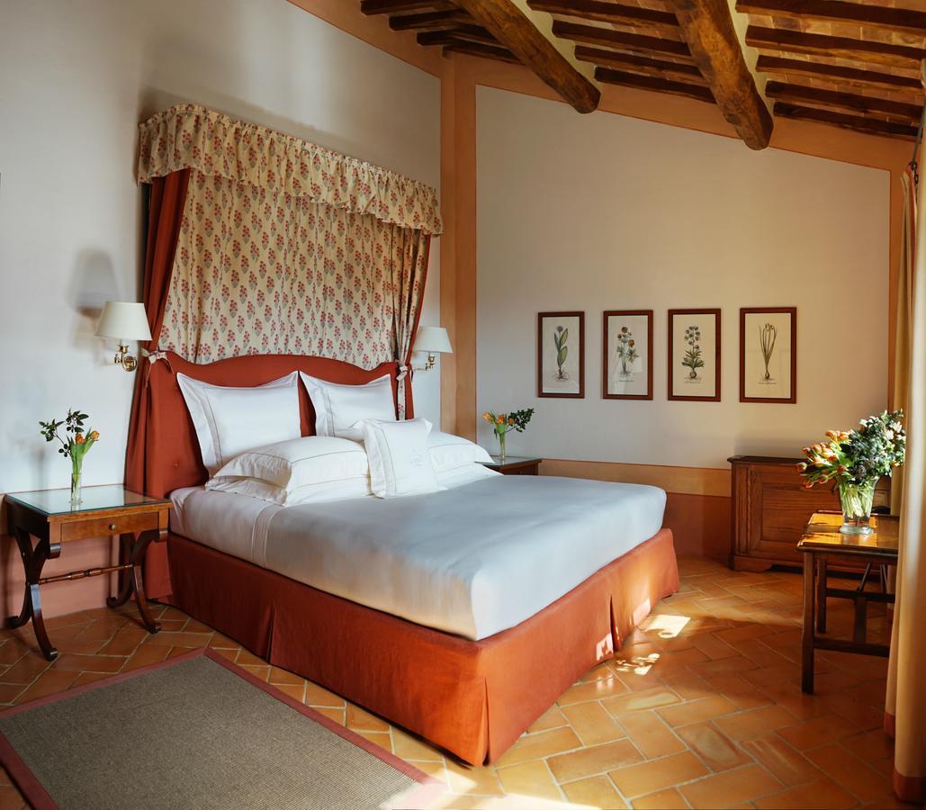 Hotel Castello Banfi - Il Borgo - Relais Et Chateaux Poggio alle Mura Zewnętrze zdjęcie