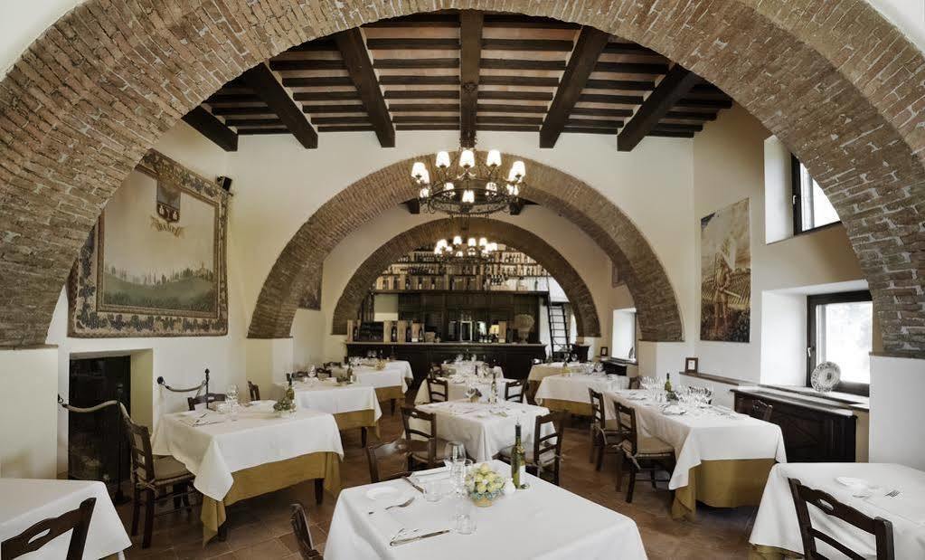 Castello Banfi - Il Borgo - Relais Et Chateaux Poggio alle Mura Zewnętrze zdjęcie